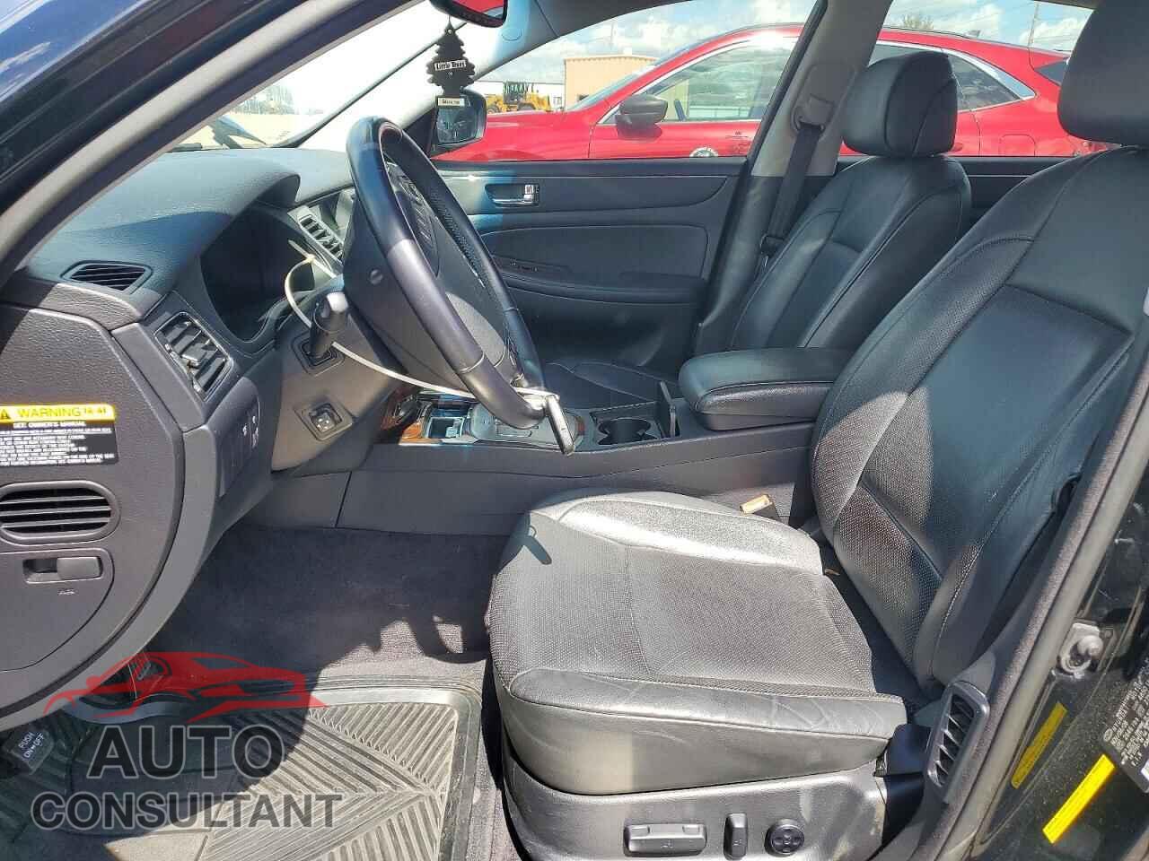 HYUNDAI GENESIS 2009 - KMHGC46E89U043048