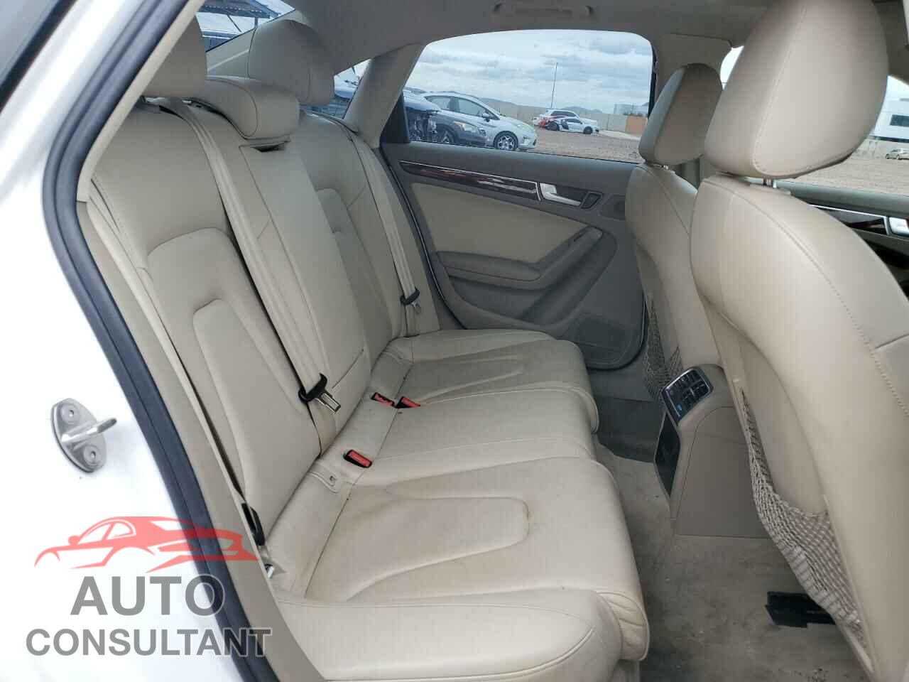 AUDI A4 2012 - WAUFFAFL9CN010434
