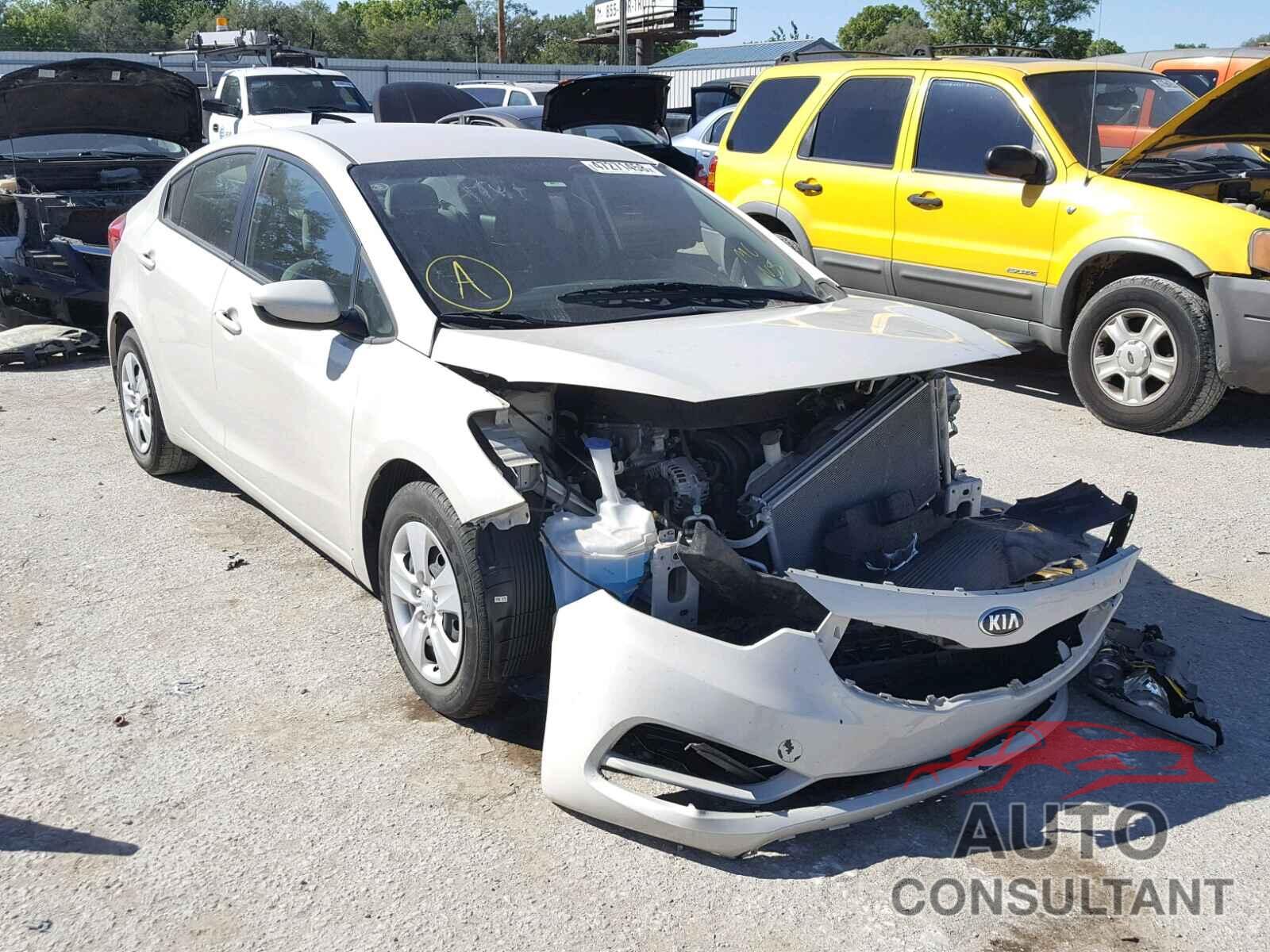KIA FORTE 2015 - KNAFK4A6XF5370198