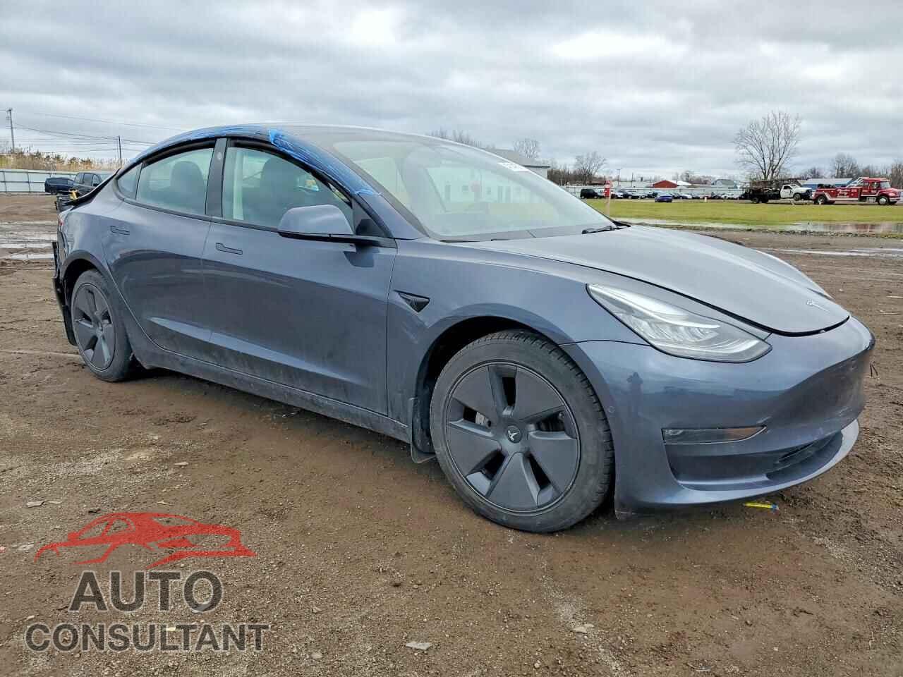 TESLA MODEL 3 2022 - 5YJ3E1EB4NF261025