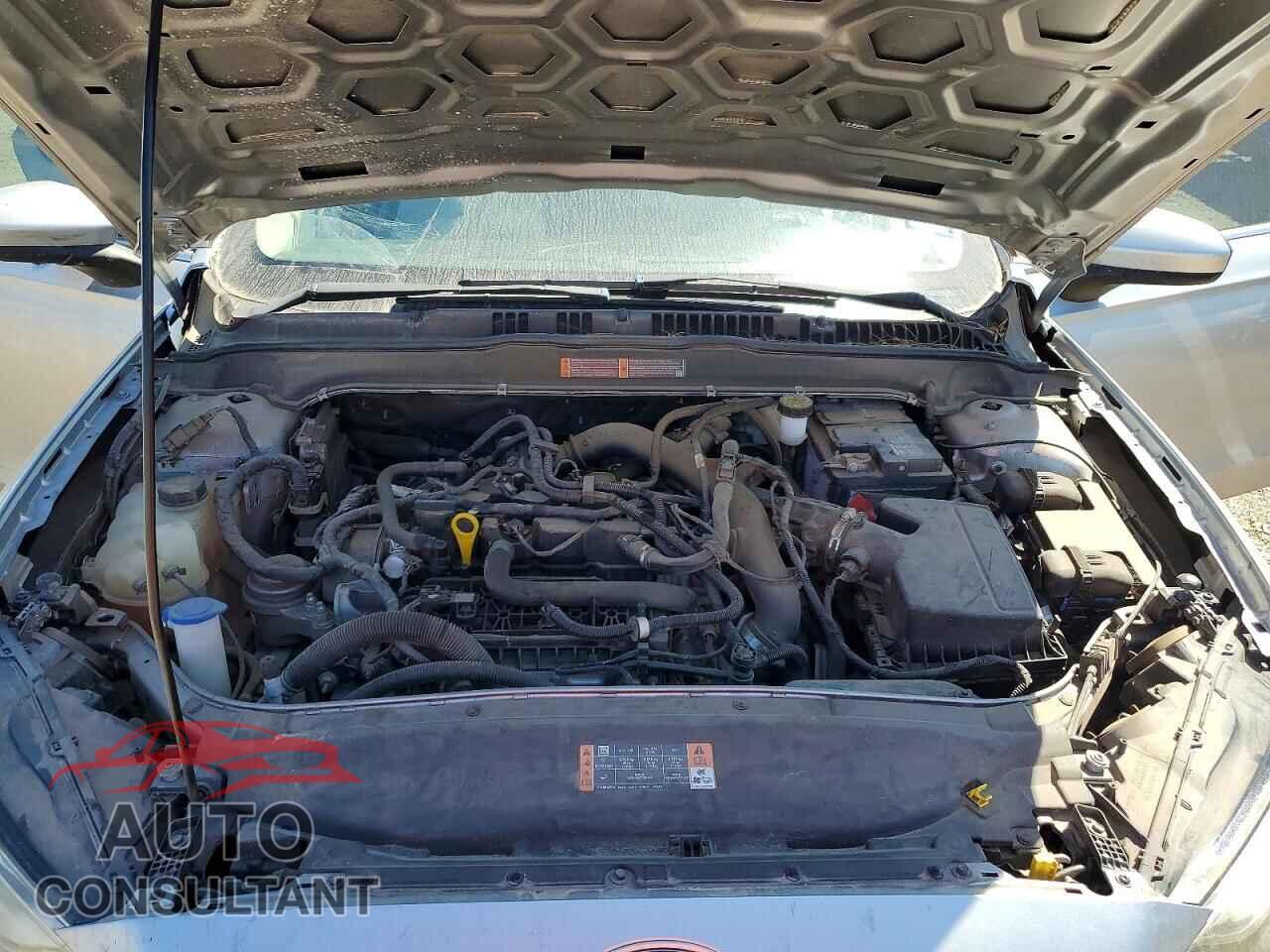 FORD FUSION 2020 - 3FA6P0HD0LR251575