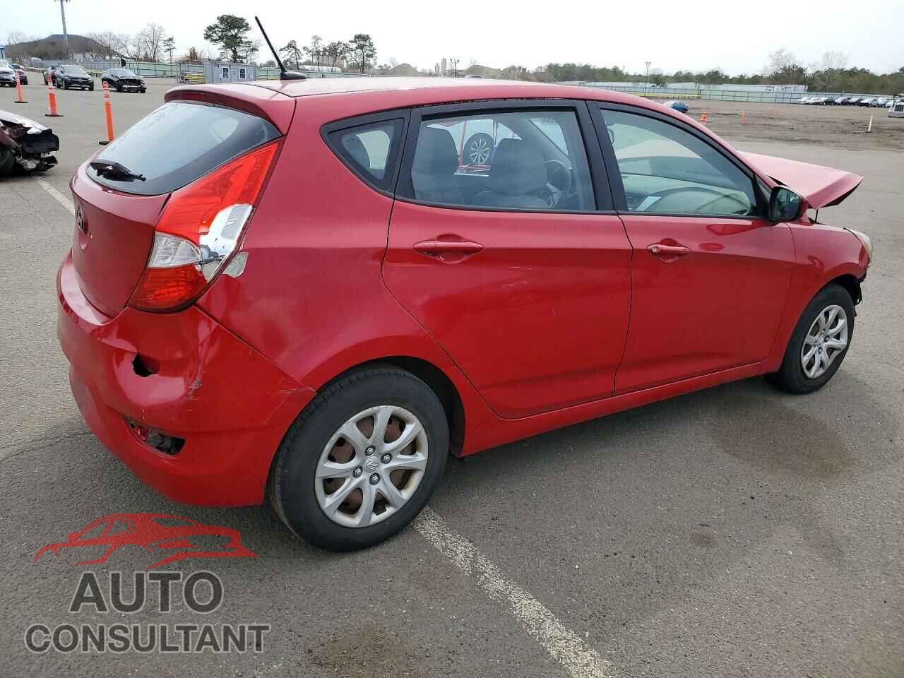 HYUNDAI ACCENT 2013 - KMHCT5AE6DU107673