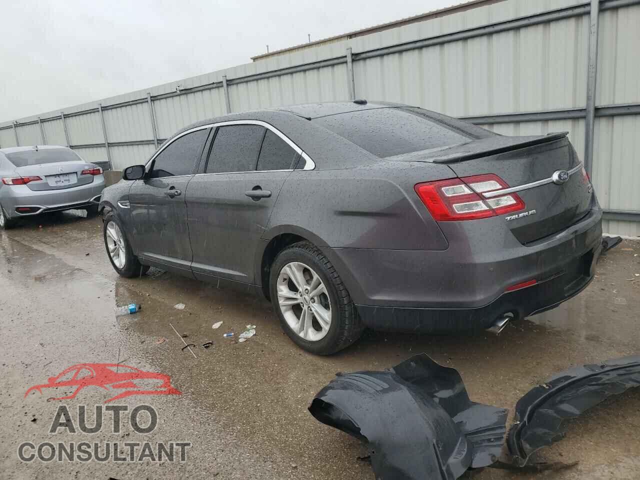 FORD TAURUS 2017 - 1FAHP2E82HG132078