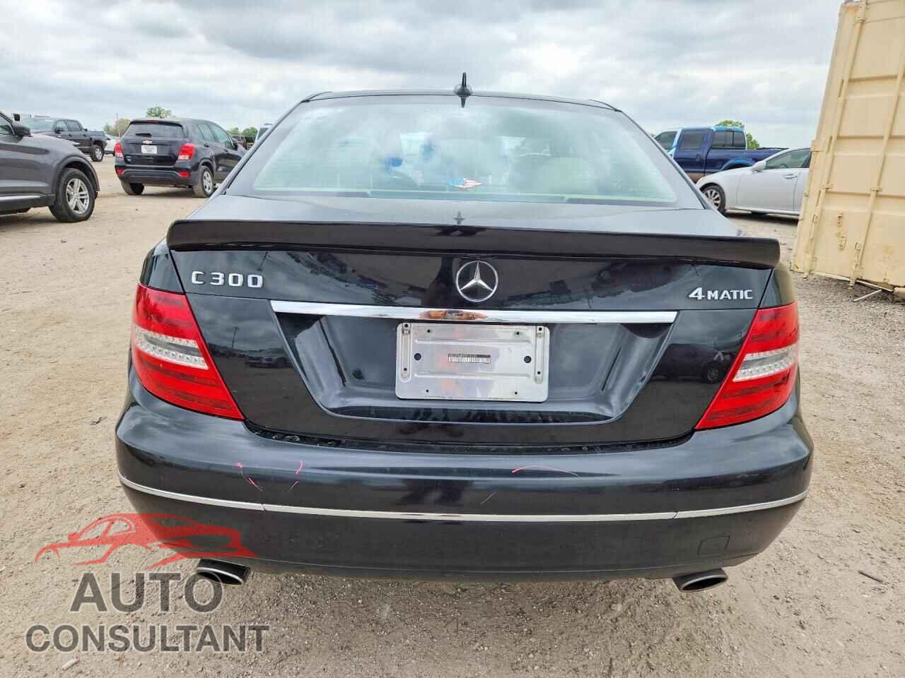 MERCEDES-BENZ C-CLASS 2014 - WDDGF8AB2ER318724