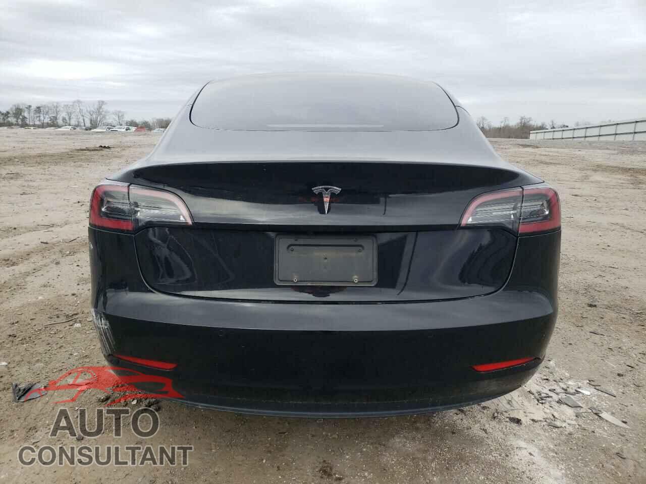 TESLA MODEL 3 2021 - 5YJ3E1EA7MF032411