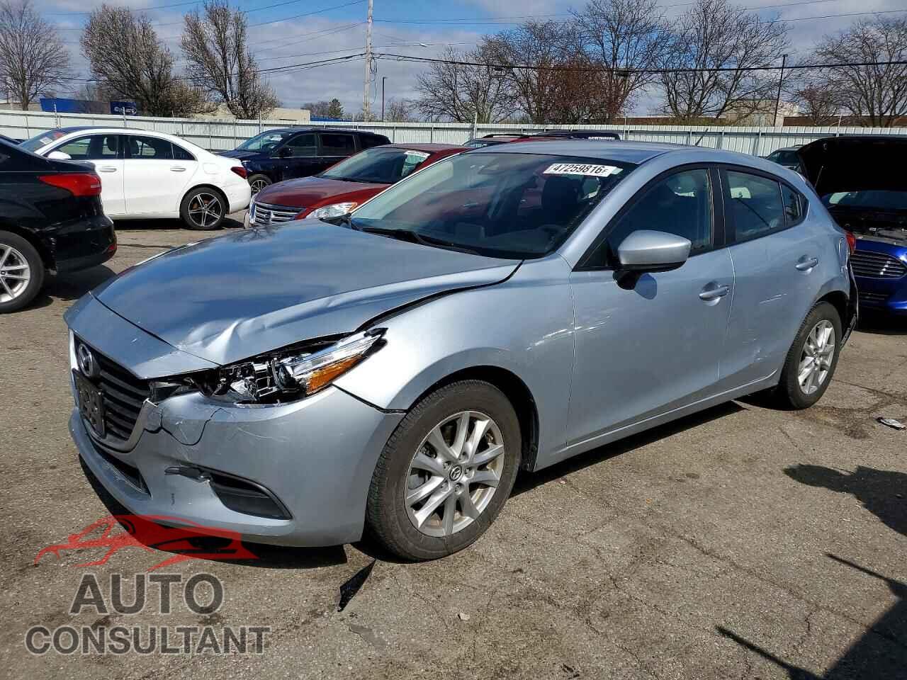 MAZDA 3 2018 - 3MZBN1K75JM198984