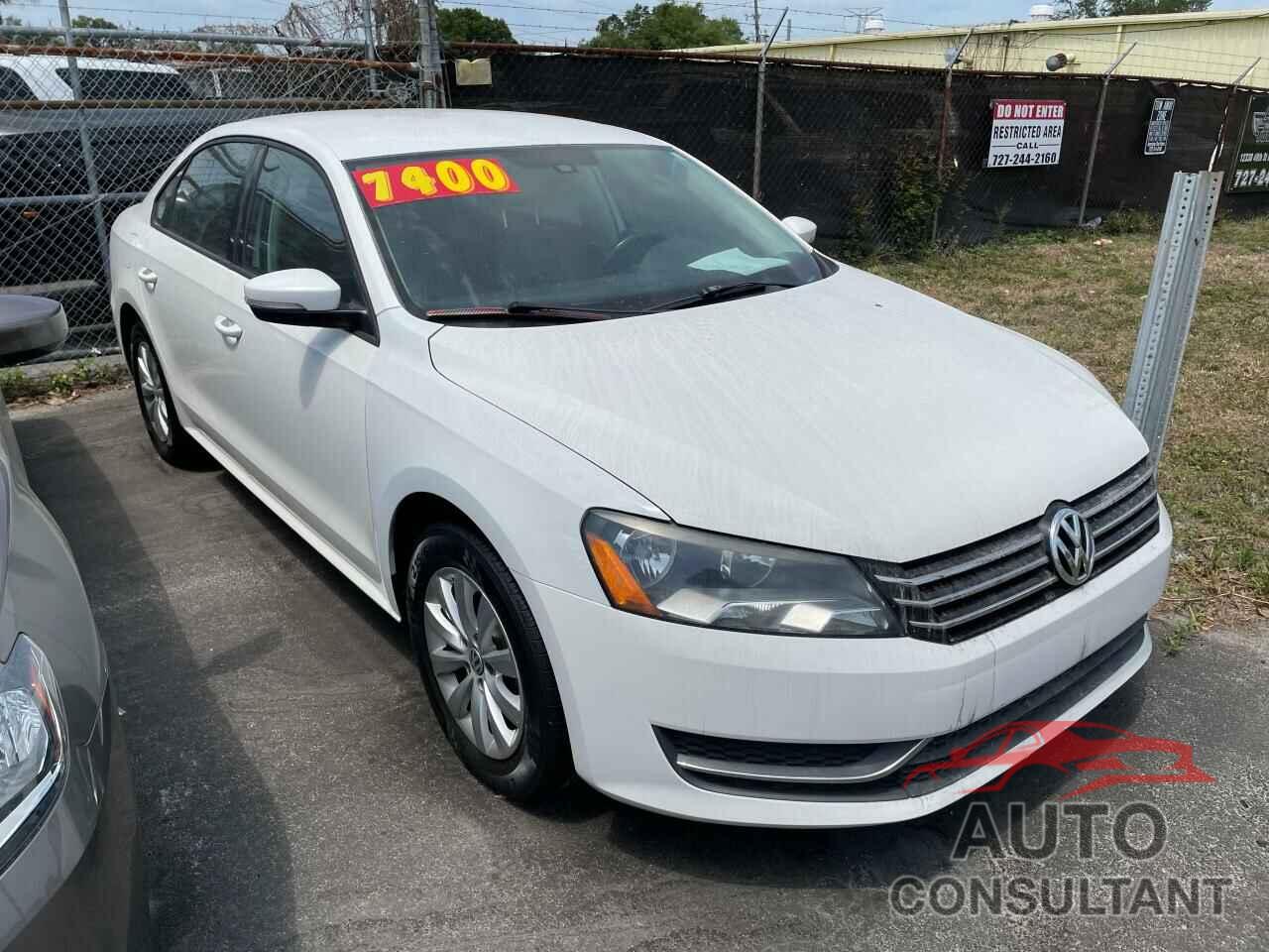 VOLKSWAGEN PASSAT 2015 - 1VWAT7A39FC042653