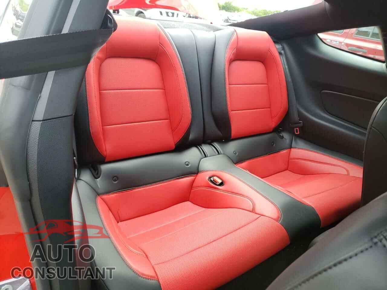 FORD MUSTANG 2021 - 1FA6P8CF3M5156844