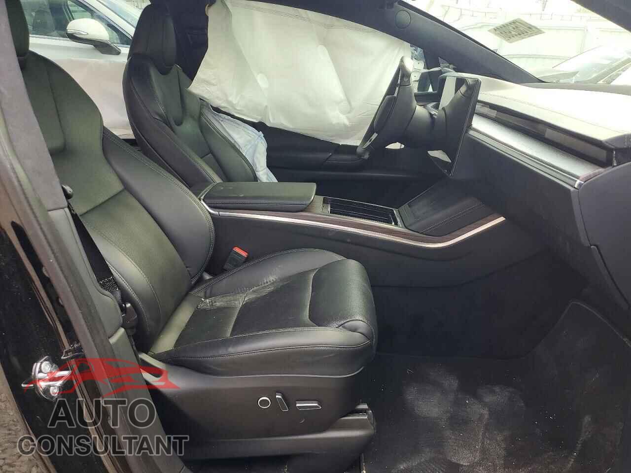 TESLA MODEL X 2022 - 7SAXCAE53NF350881