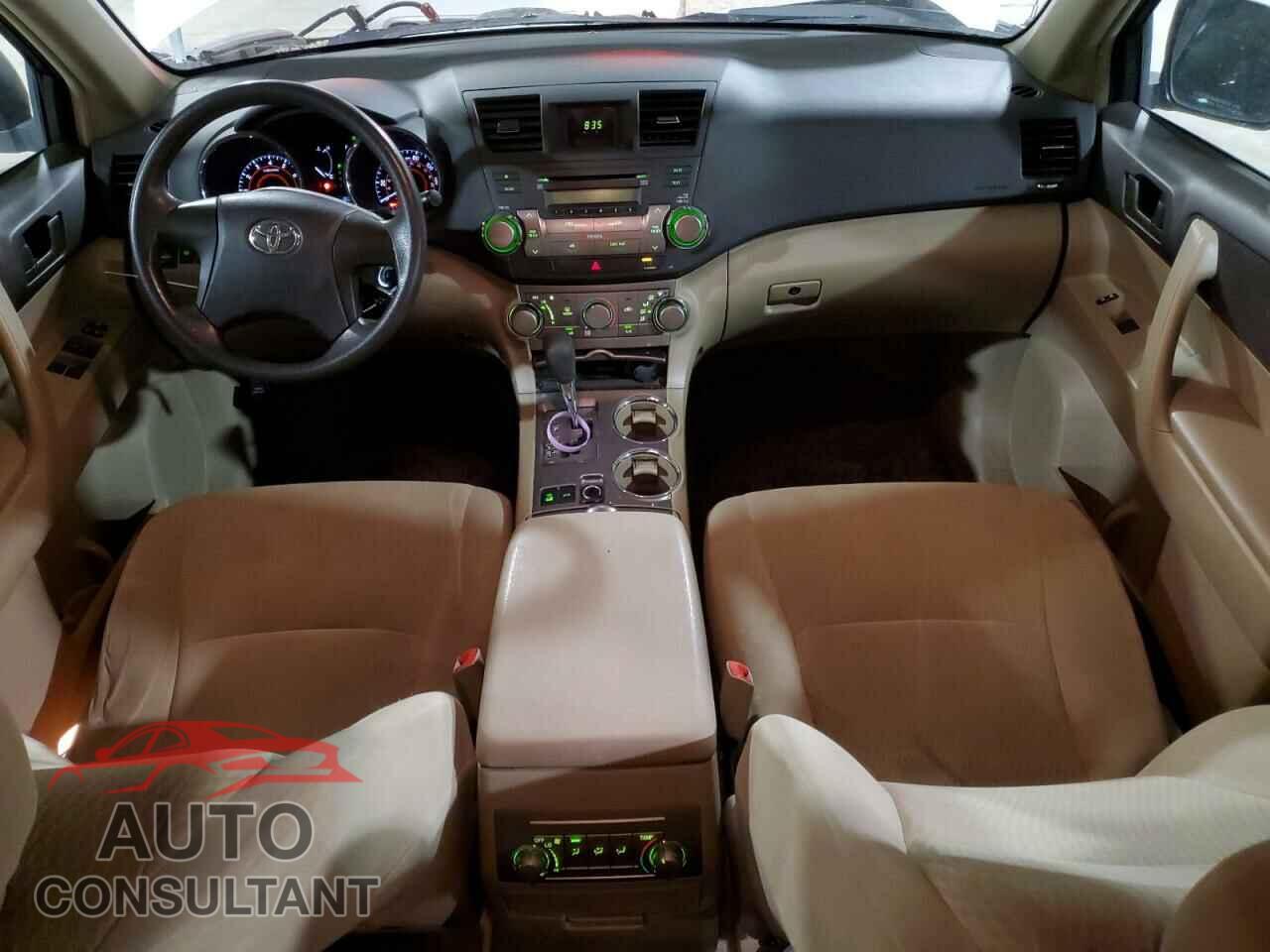 TOYOTA HIGHLANDER 2010 - 5TDBK3EH7AS020814
