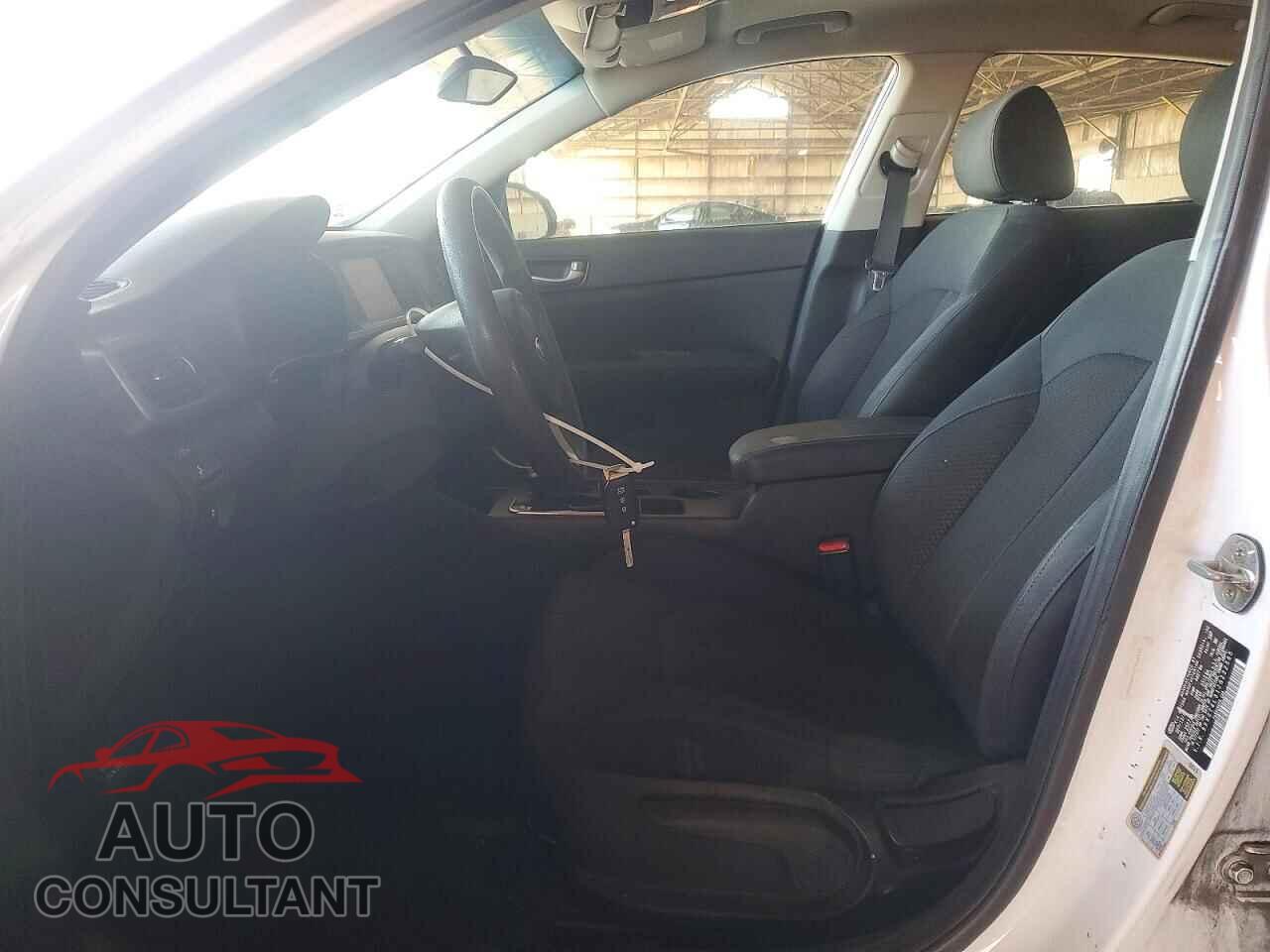 KIA OPTIMA 2018 - 5XXGT4L31JG222565