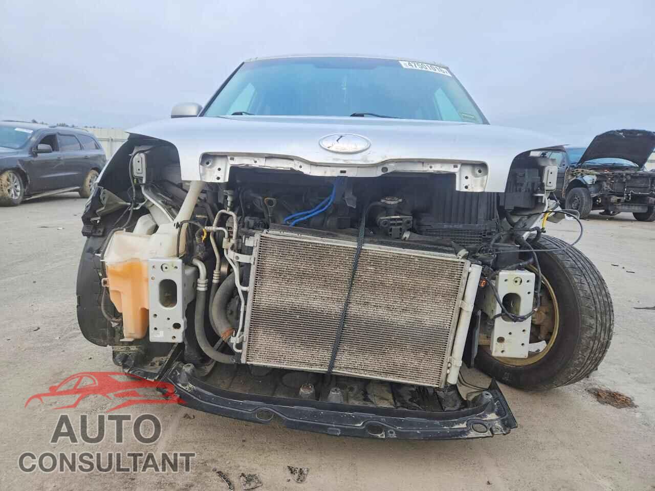 KIA SOUL 2017 - KNDJN2A2XH7455667
