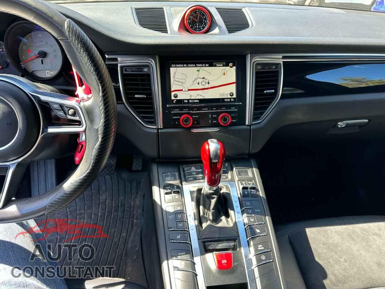 PORSCHE MACAN 2015 - WP1AB2A52FLB52629