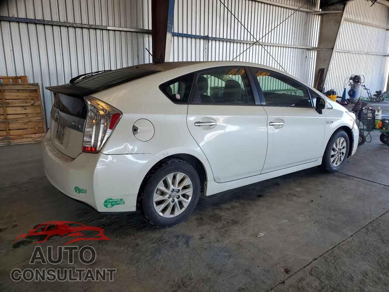TOYOTA PRIUS 2013 - JTDKN3DP2D3034075