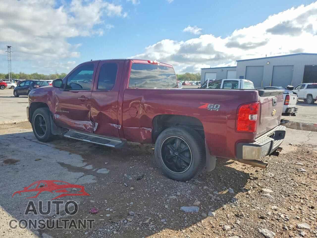 CHEVROLET SILVERADO 2013 - 1GCRKTE71DZ266508