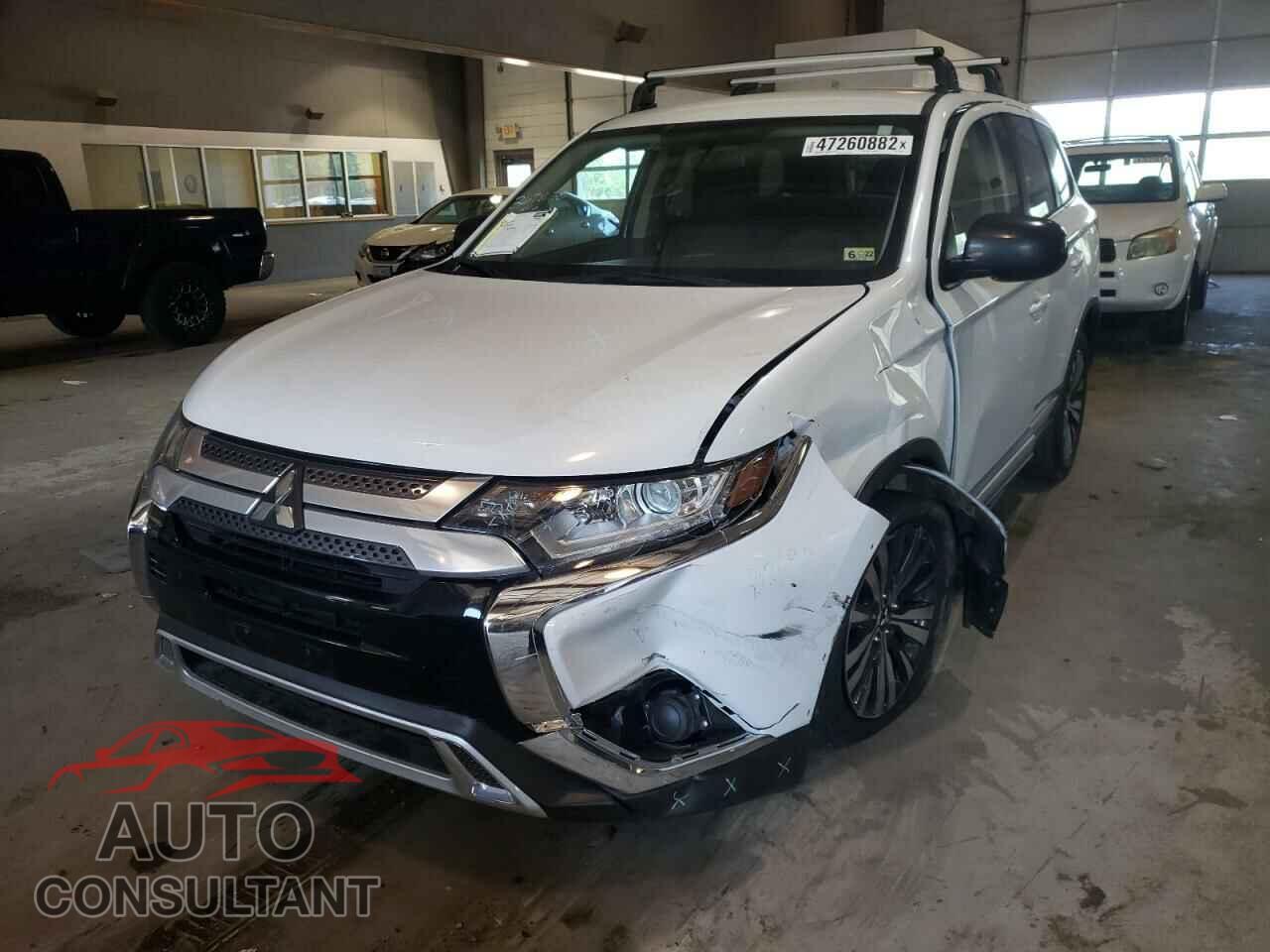 MITSUBISHI OUTLANDER 2019 - JA4AD2A38KZ004285