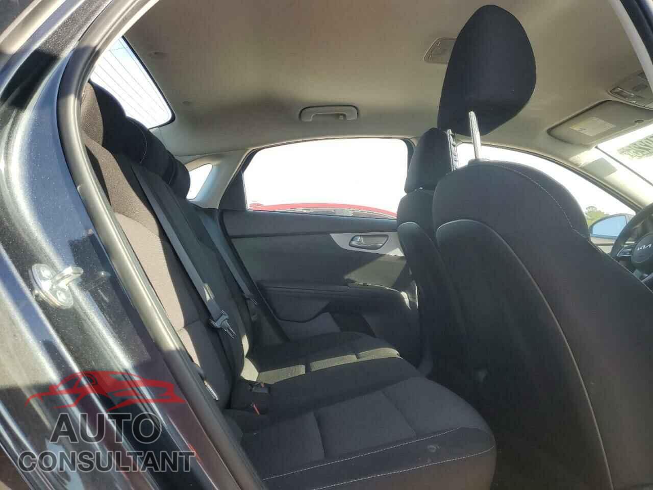 KIA FORTE 2023 - 3KPF24AD7PE643704