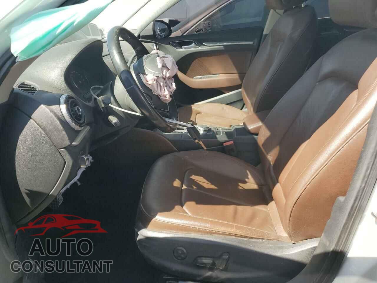 AUDI A3 2015 - WAUACGFF5F1016775