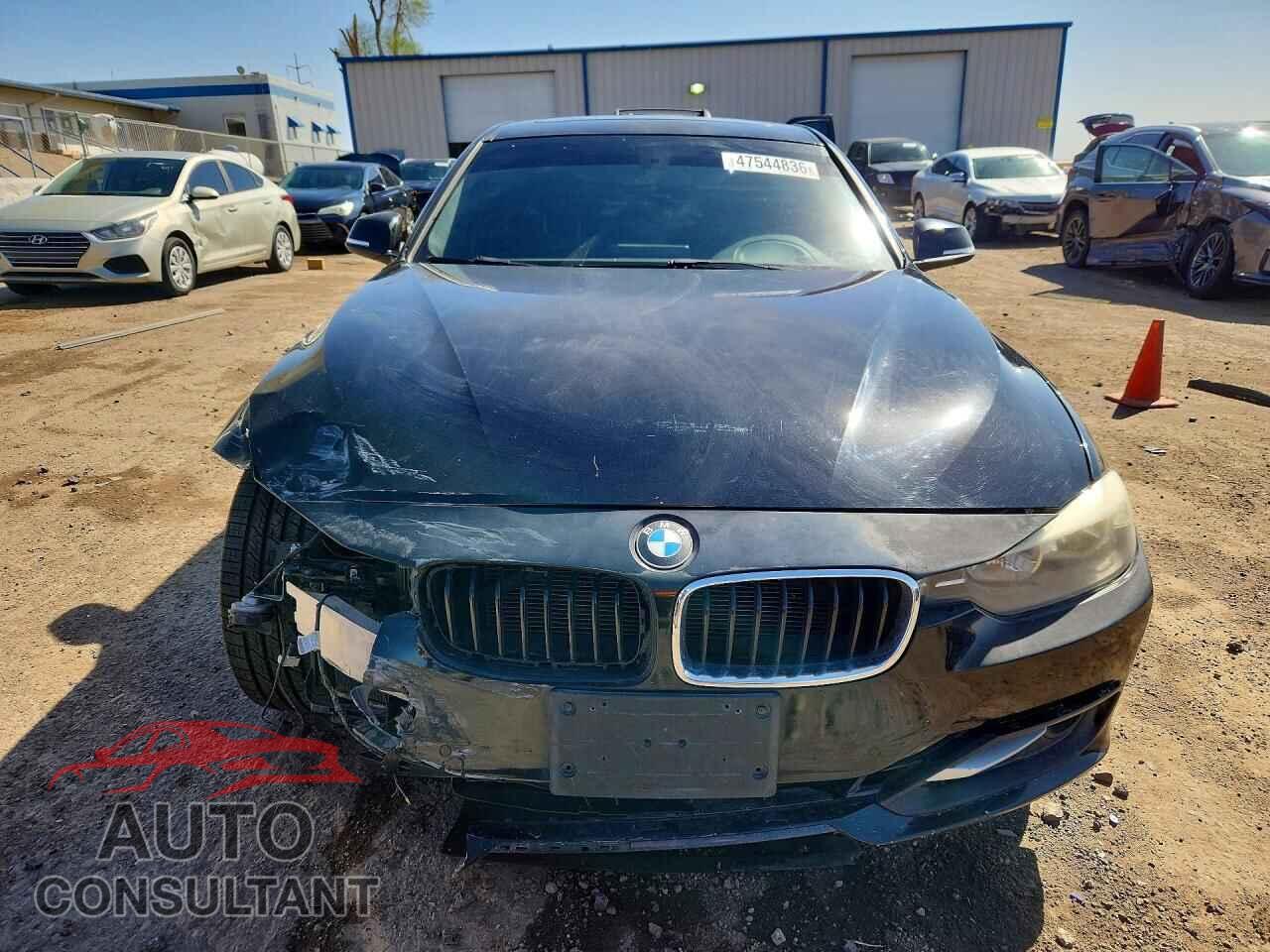 BMW 3 SERIES 2013 - WBA3A5G50DNP24365