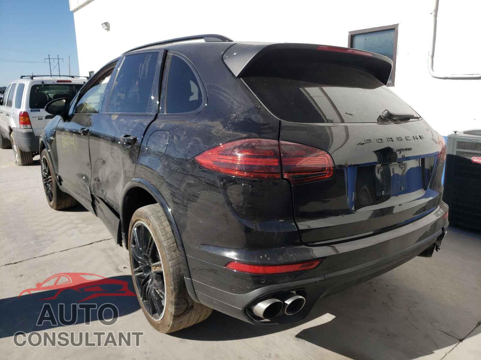 PORSCHE CAYENNE 2018 - WP1AE2A20JLA71800