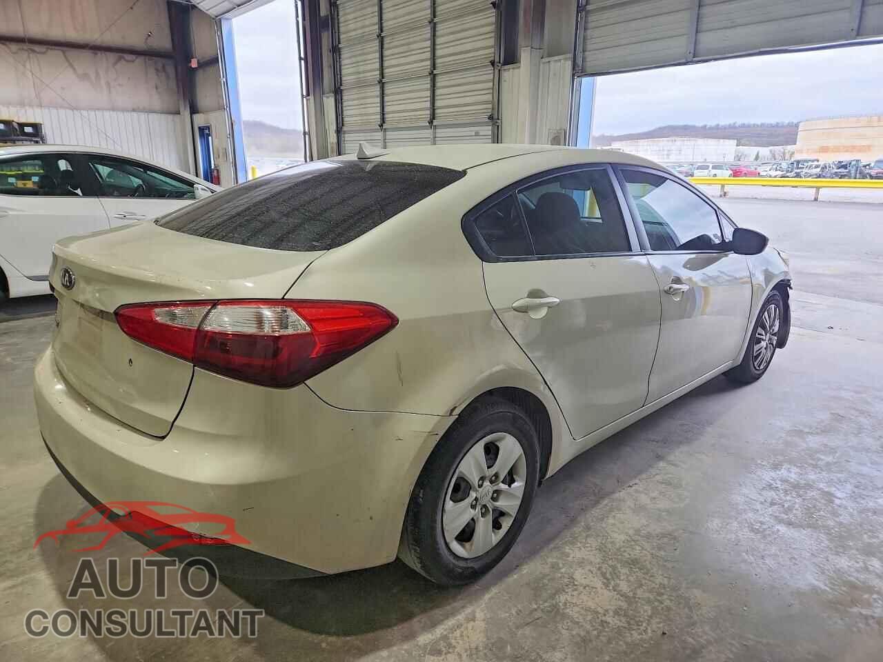 KIA FORTE 2015 - KNAFK4A64F5341781