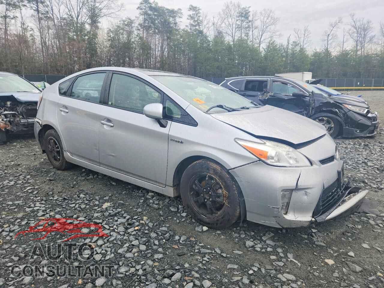 TOYOTA PRIUS 2015 - JTDKN3DU7F1900311