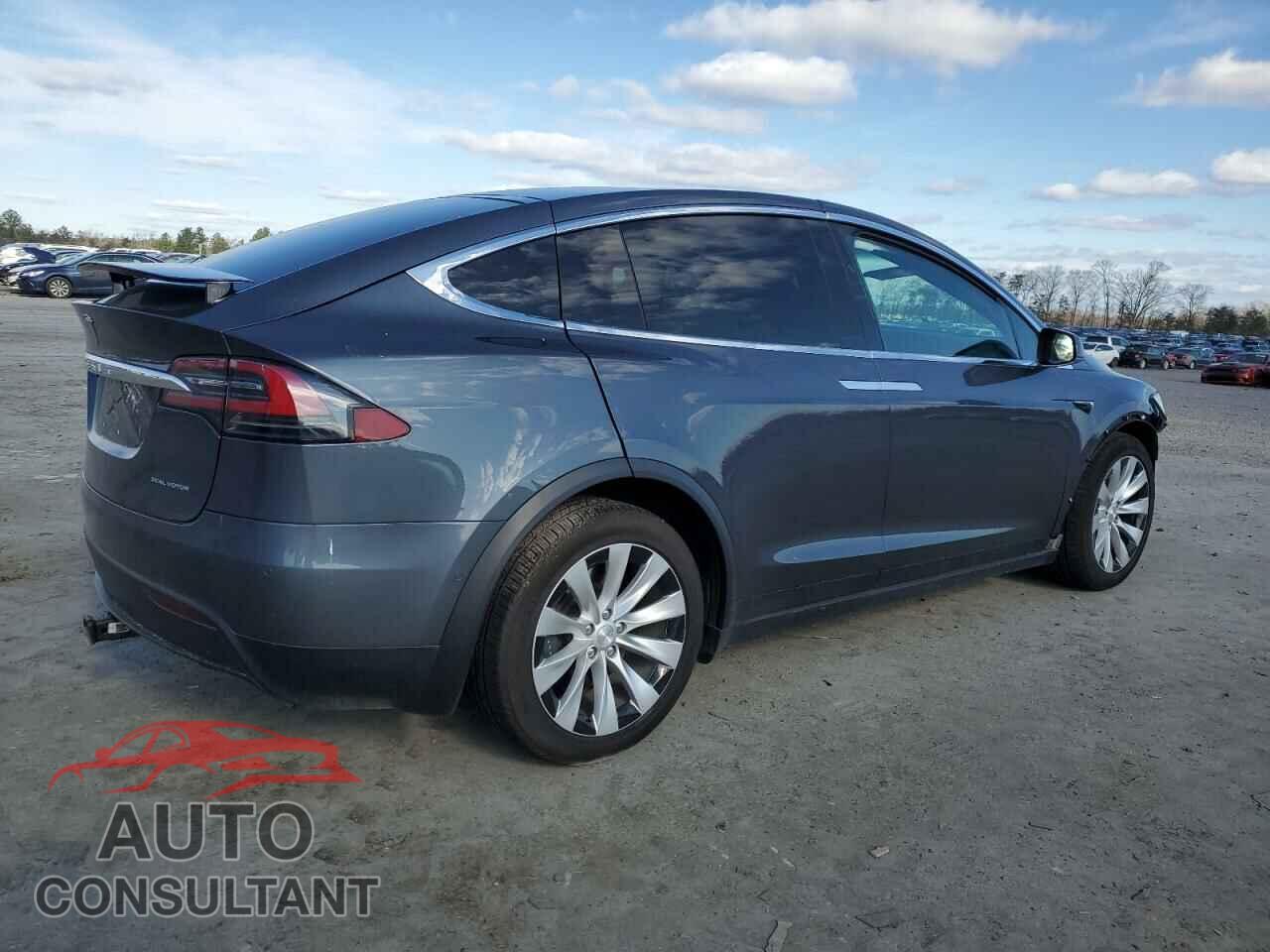 TESLA MODEL X 2020 - 5YJXCBE28LF271941
