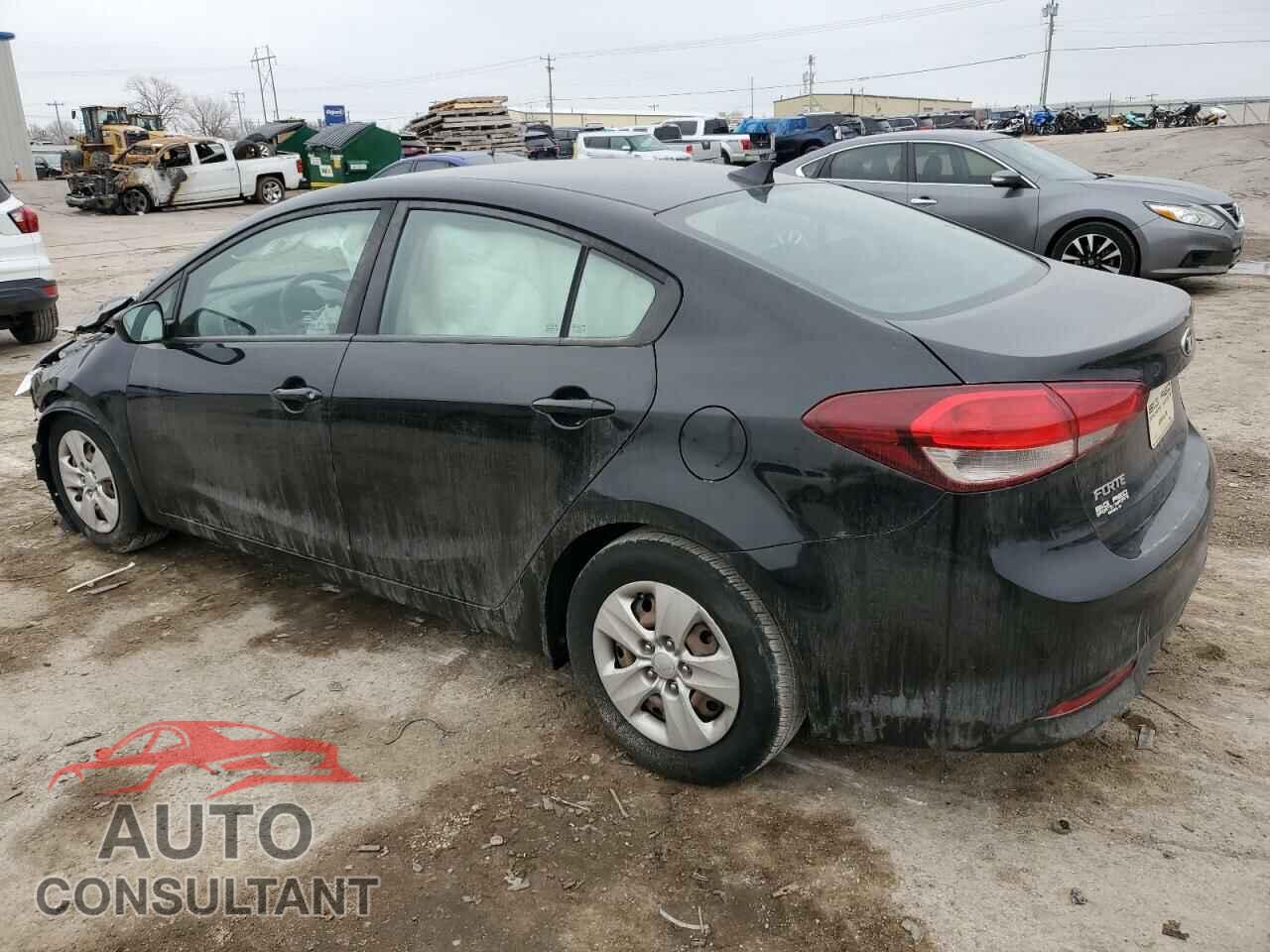 KIA FORTE 2018 - 3KPFK4A75JE272768
