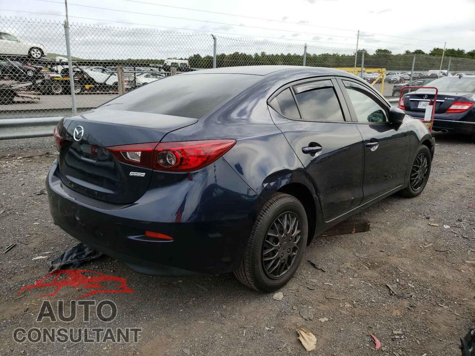 MAZDA 3 2017 - 3MZBN1U75HM105937