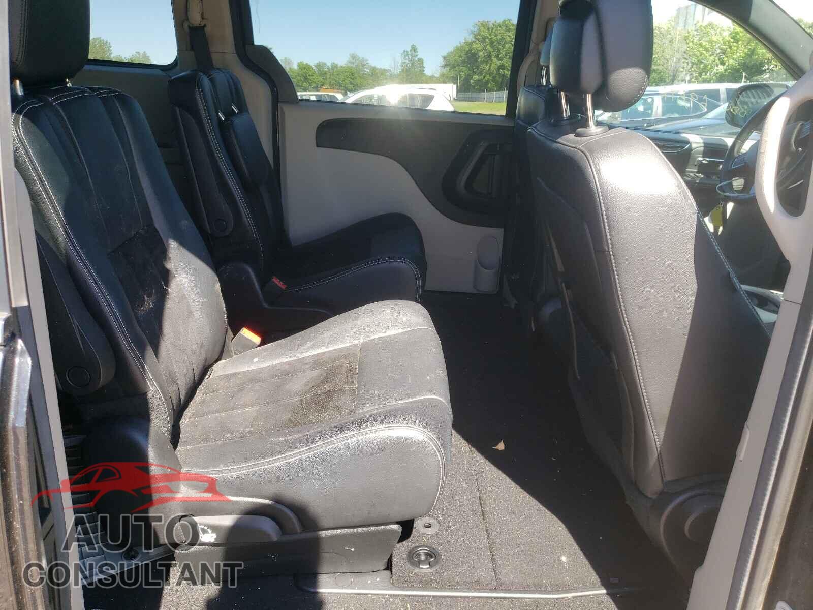 DODGE GRAND CARA 2017 - 2C4RDGCG5HR651543