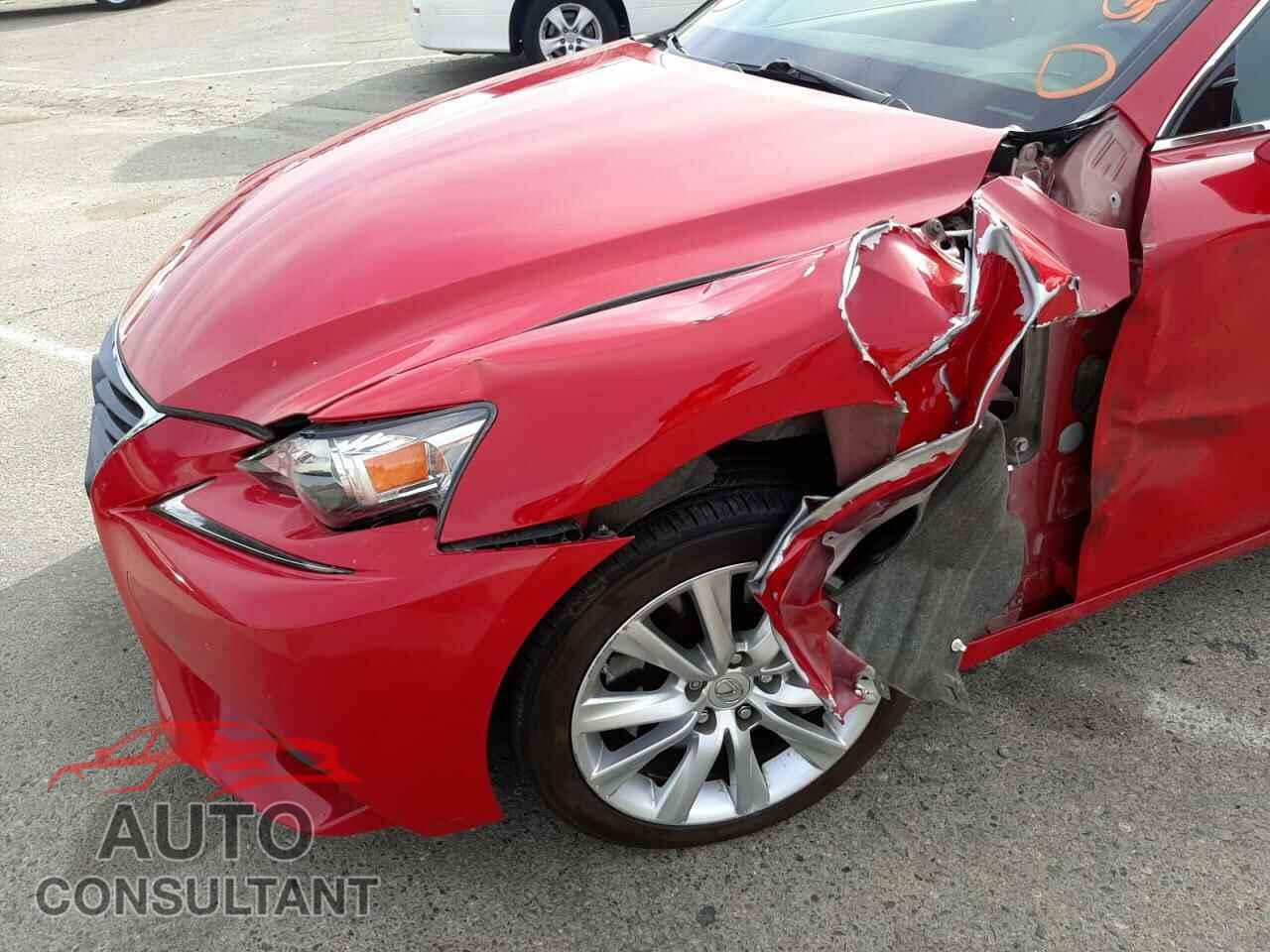 LEXUS IS 2016 - JTHBA1D26G5006582
