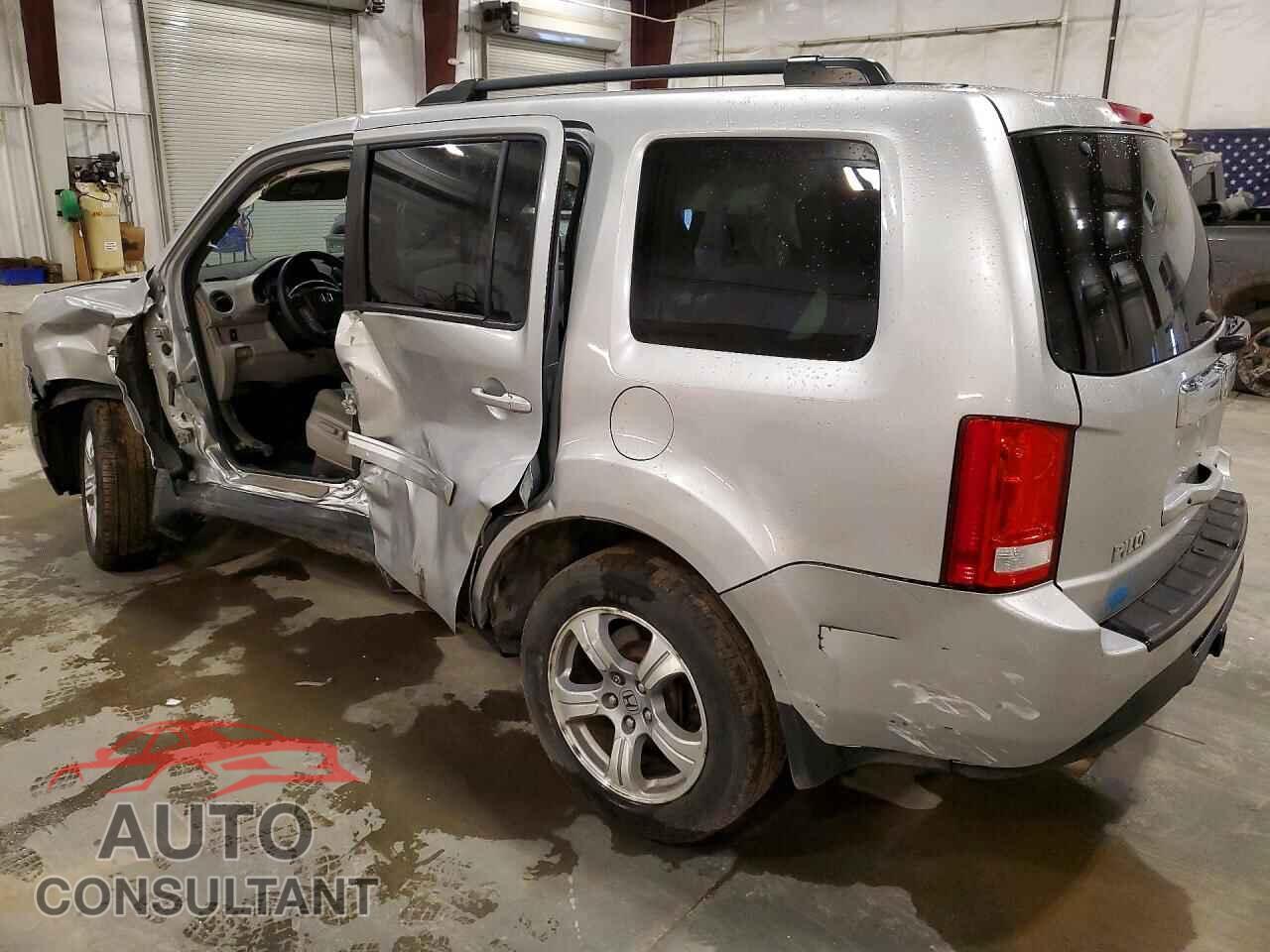 HONDA PILOT 2012 - 5FNYF4H45CB040550