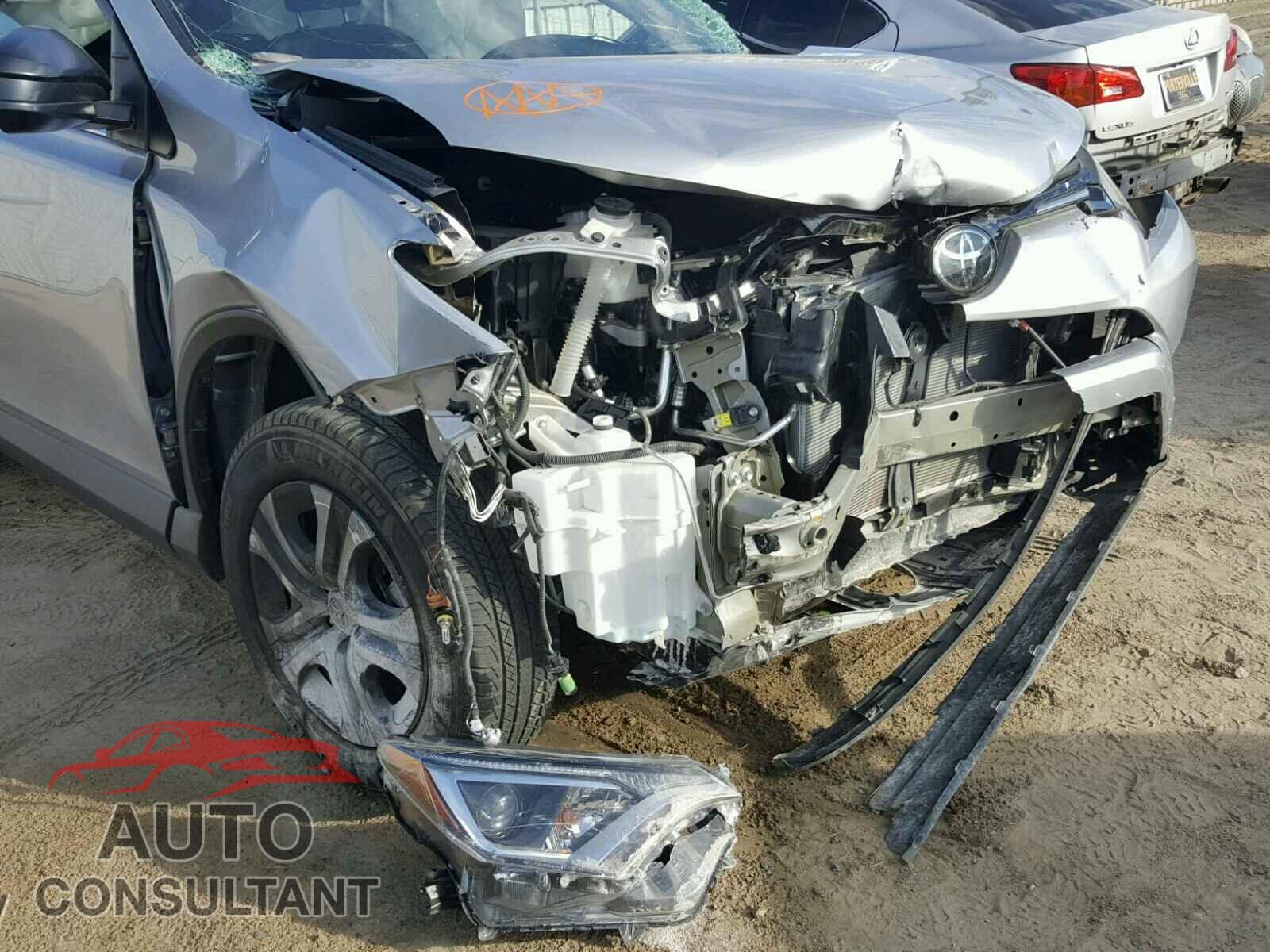 TOYOTA RAV4 LE 2017 - 2T3ZFREV7HW369721