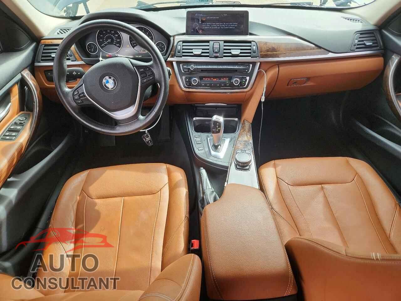 BMW 3 SERIES 2015 - WBA3B3C51FF548088