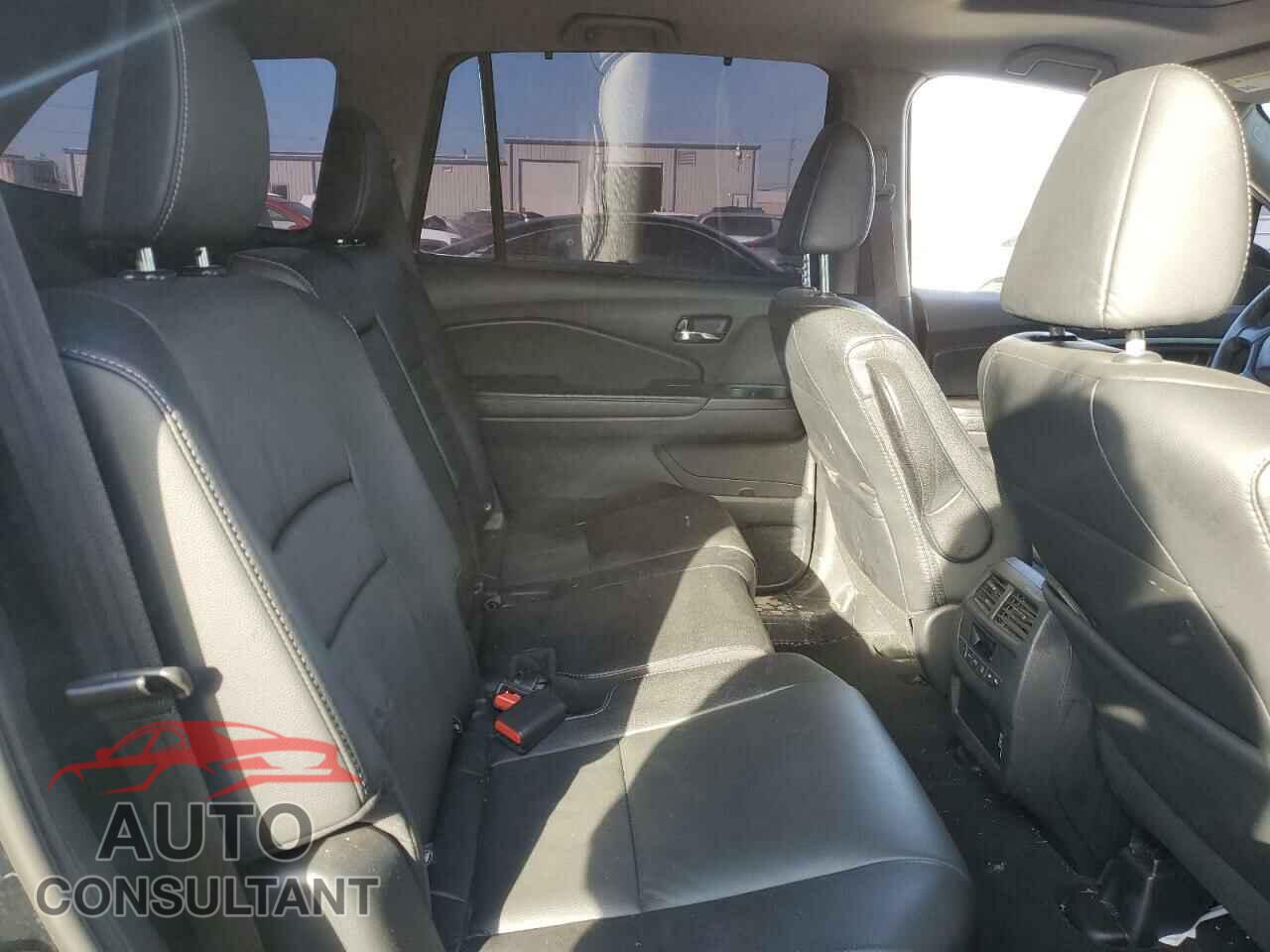 HONDA PILOT 2021 - 5FNYF6H52MB088948