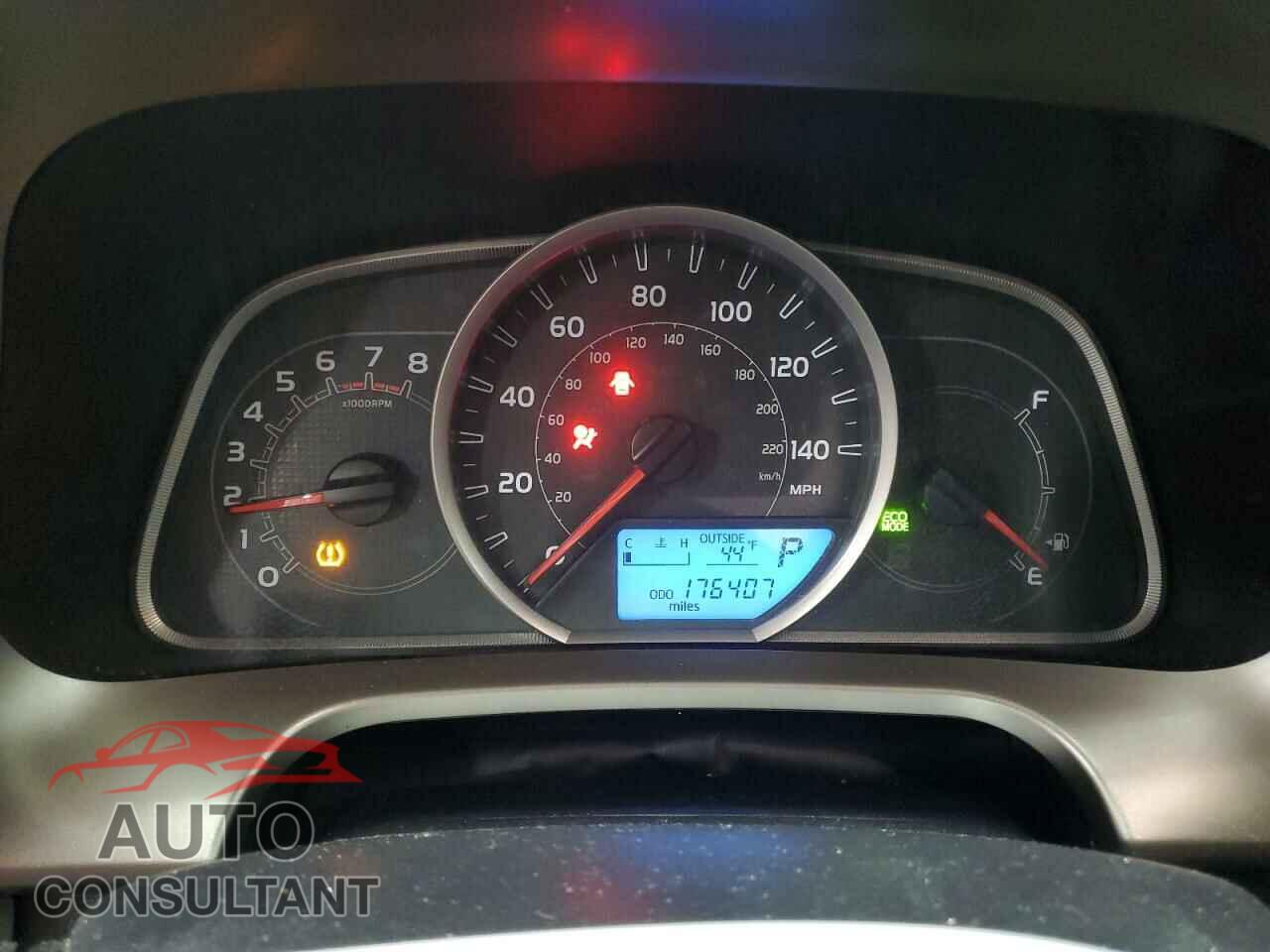 TOYOTA RAV4 2013 - 2T3BFREV5DW007155