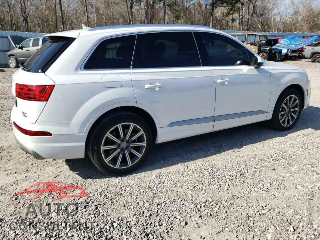 AUDI Q7 2018 - WA1LAAF74JD002858