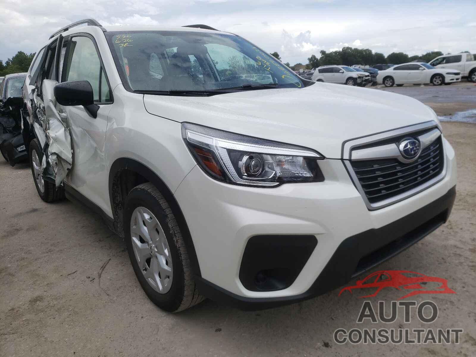 SUBARU FORESTER 2019 - JF2SKACC0KH403688