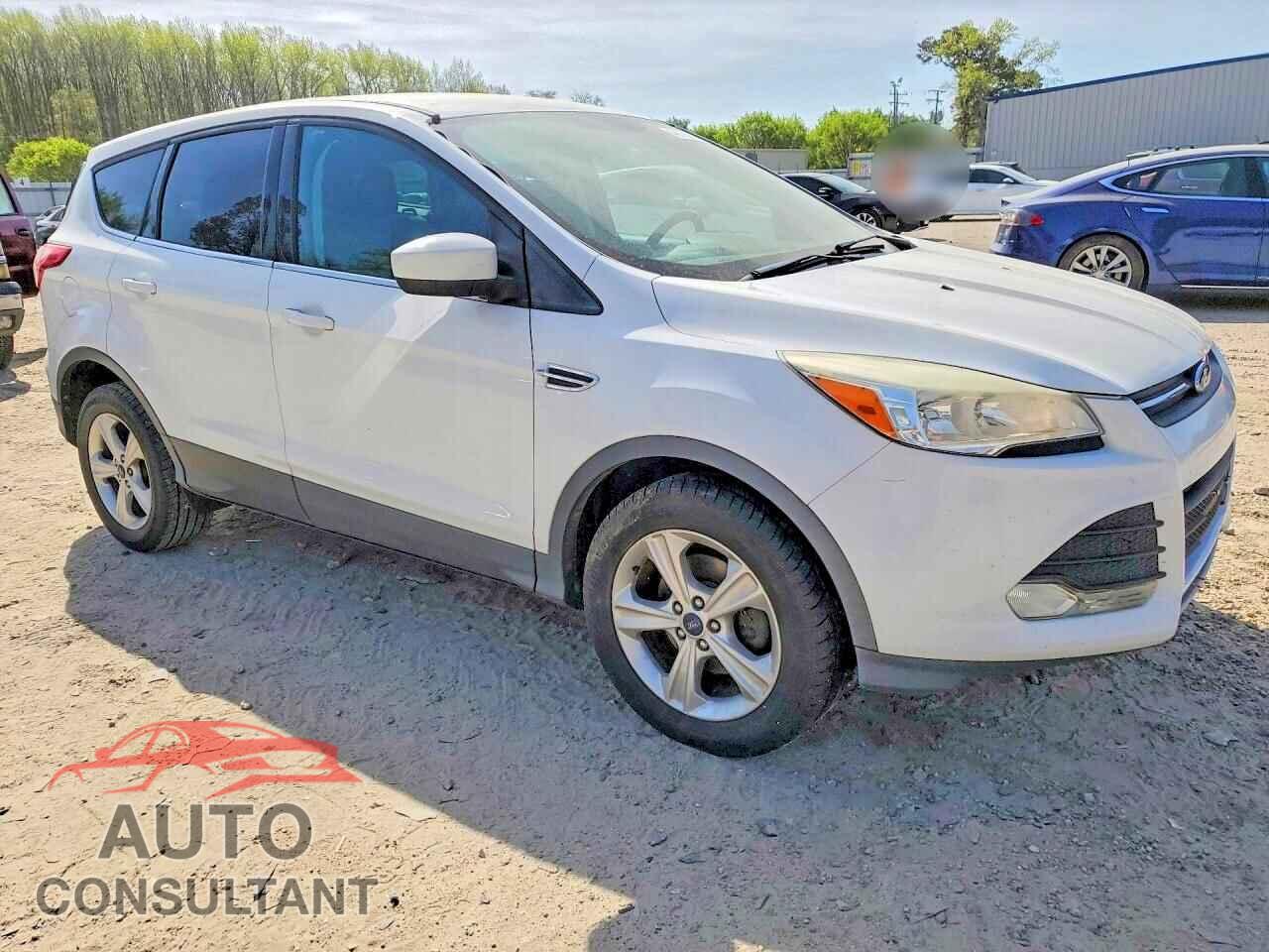 FORD ESCAPE 2013 - 1FMCU0GX2DUC38348