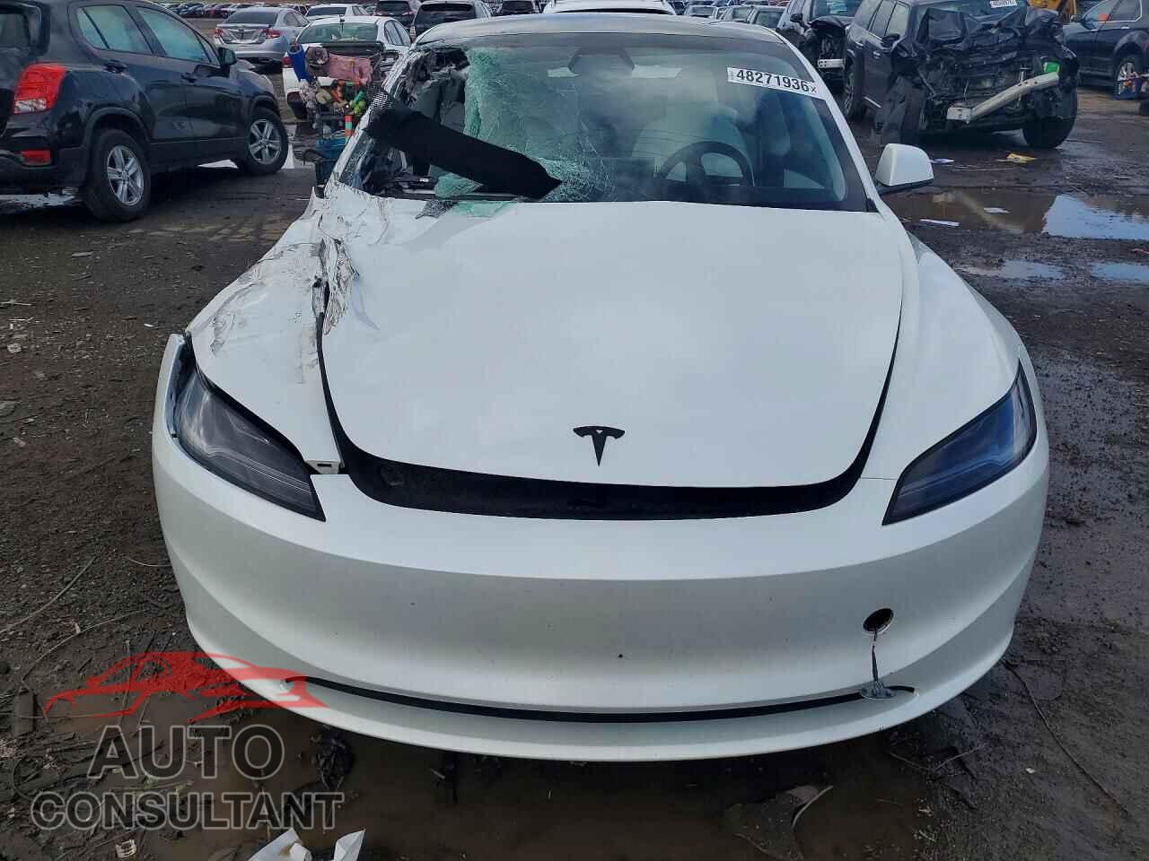TESLA MODEL 3 2025 - 5YJ3E1EA4SF943163