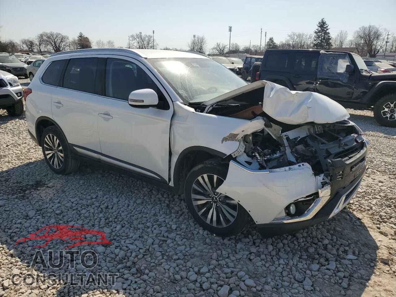 MITSUBISHI OUTLANDER 2020 - JA4AD3A30LZ032606