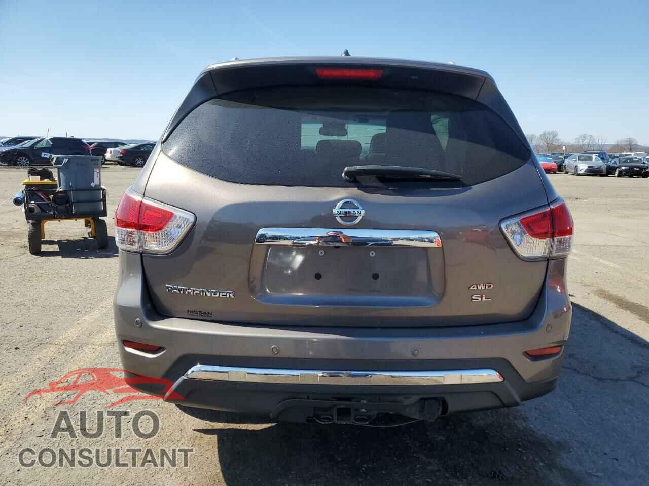 NISSAN PATHFINDER 2013 - 5N1AR2MM4DC664675