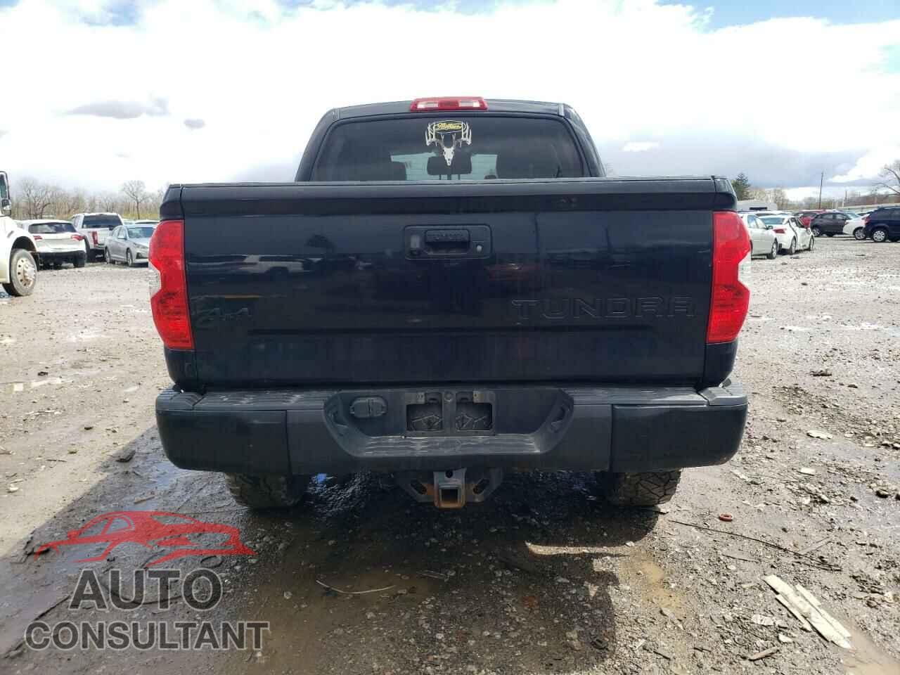 TOYOTA TUNDRA 2019 - 5TFDY5F13KX863473