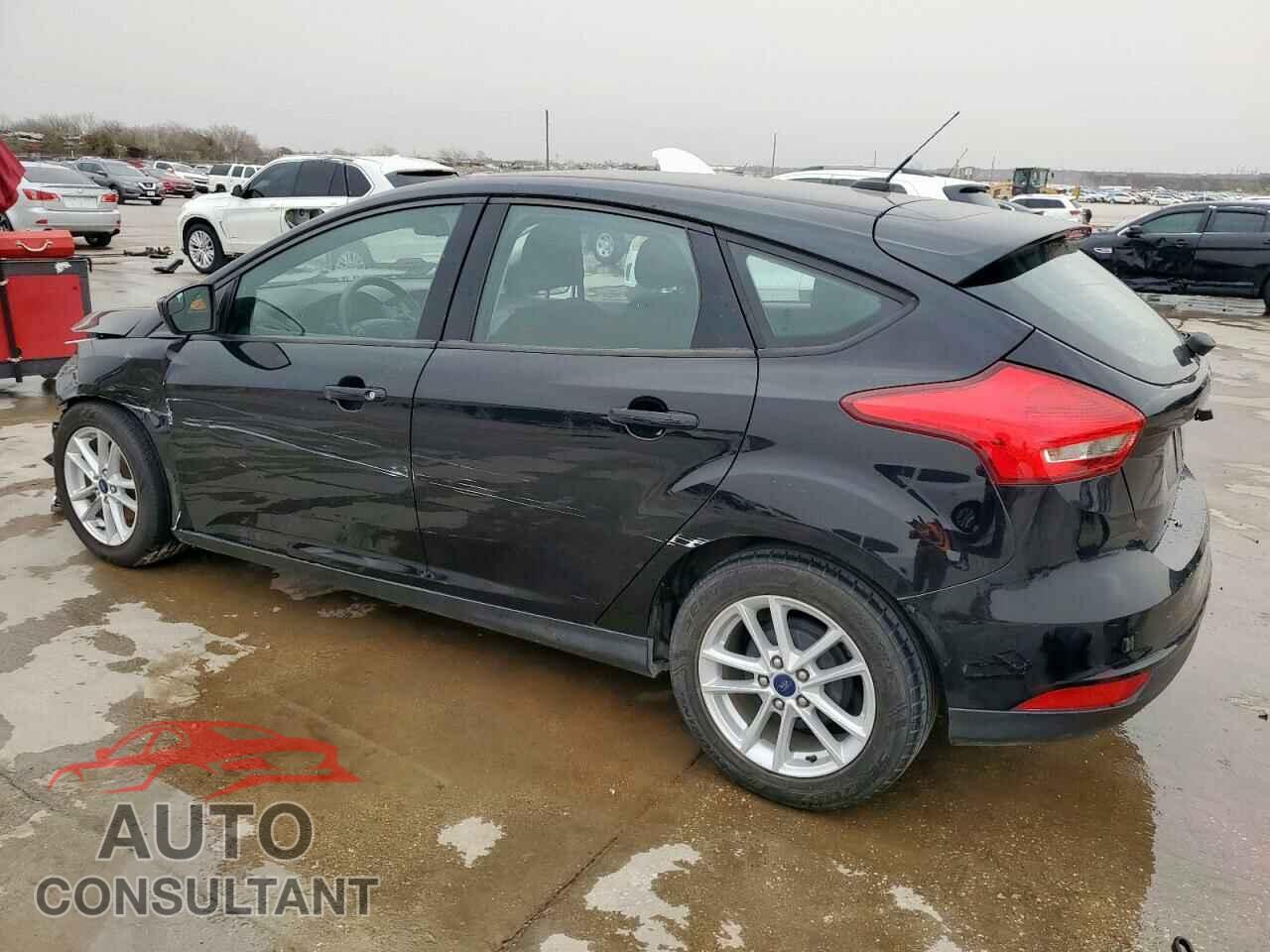 FORD FOCUS 2018 - 1FADP3K21JL229631
