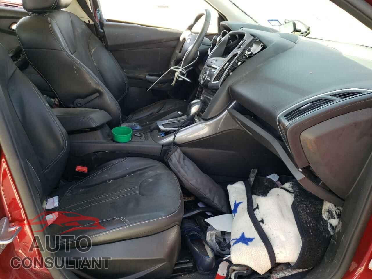 FORD FOCUS 2014 - 1FADP3N25EL195887