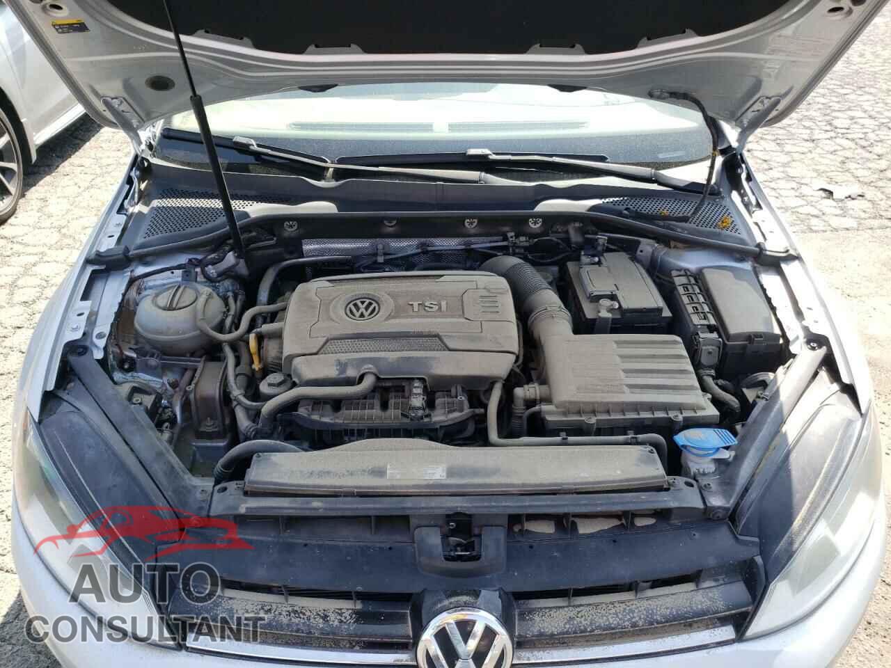VOLKSWAGEN GOLF 2017 - 3VWC17AUXHM503108