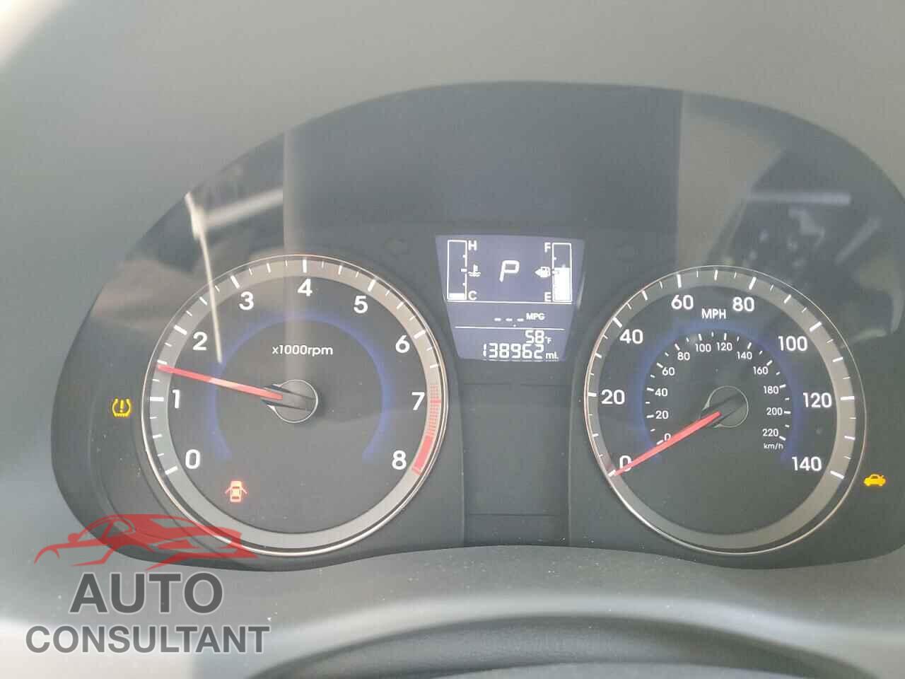 HYUNDAI ACCENT 2015 - KMHCU4AEXFU806119