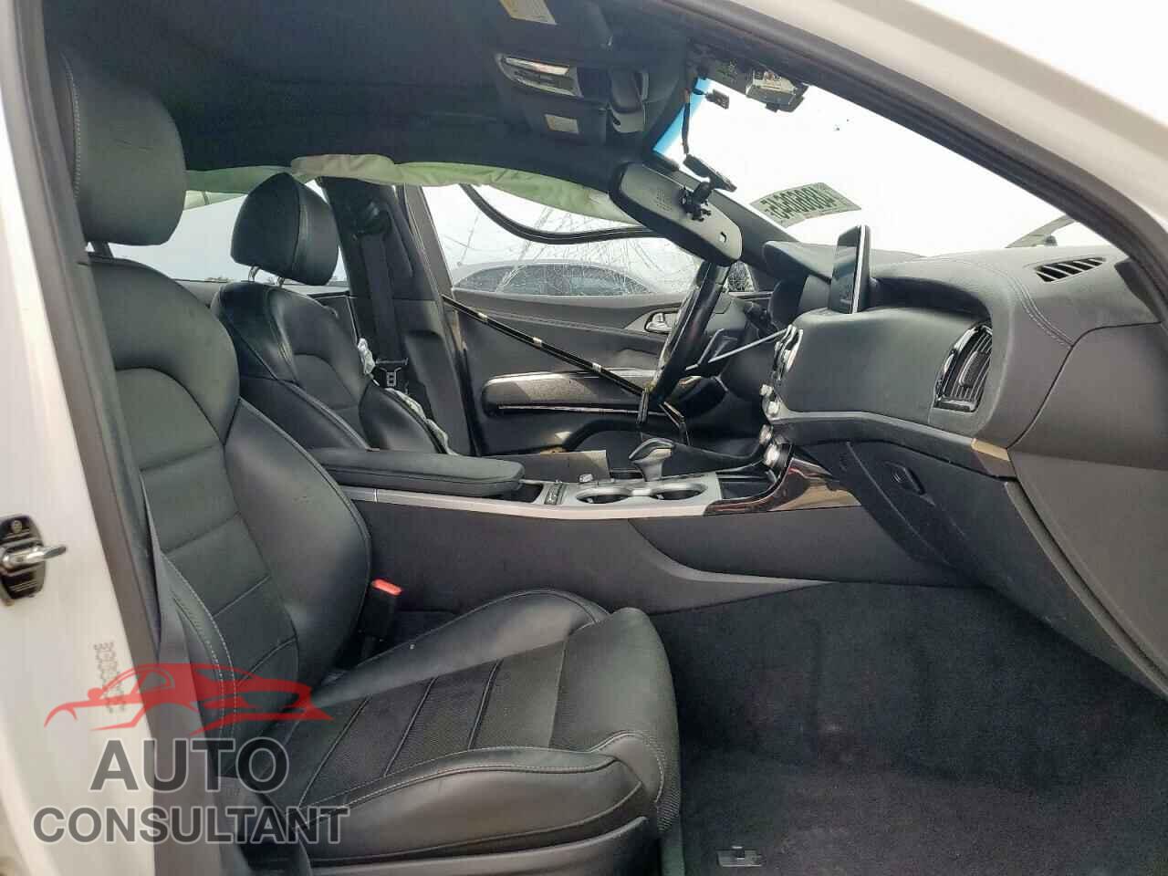 KIA STINGER 2018 - KNAE55LC2J6017954
