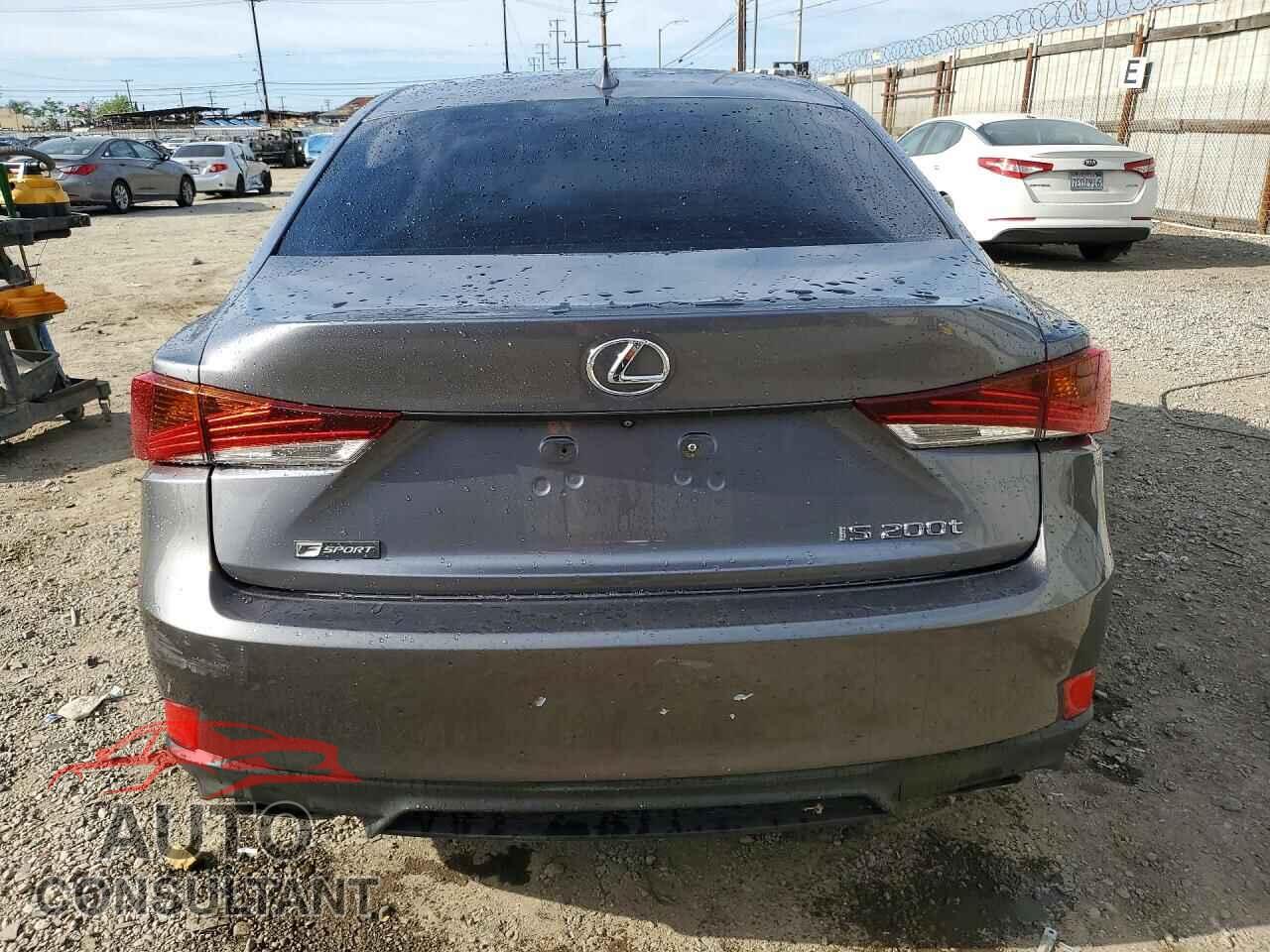 LEXUS IS 2017 - JTHBA1D24H5048430