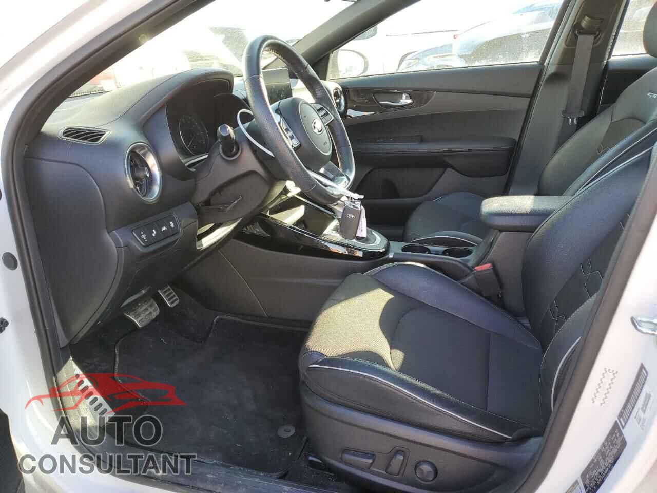 KIA FORTE 2021 - 3KPF34AD8ME380597